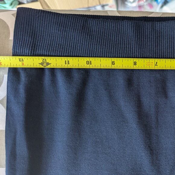 Linda Michel Fleece Lined Leggings - Picture 9 of 10